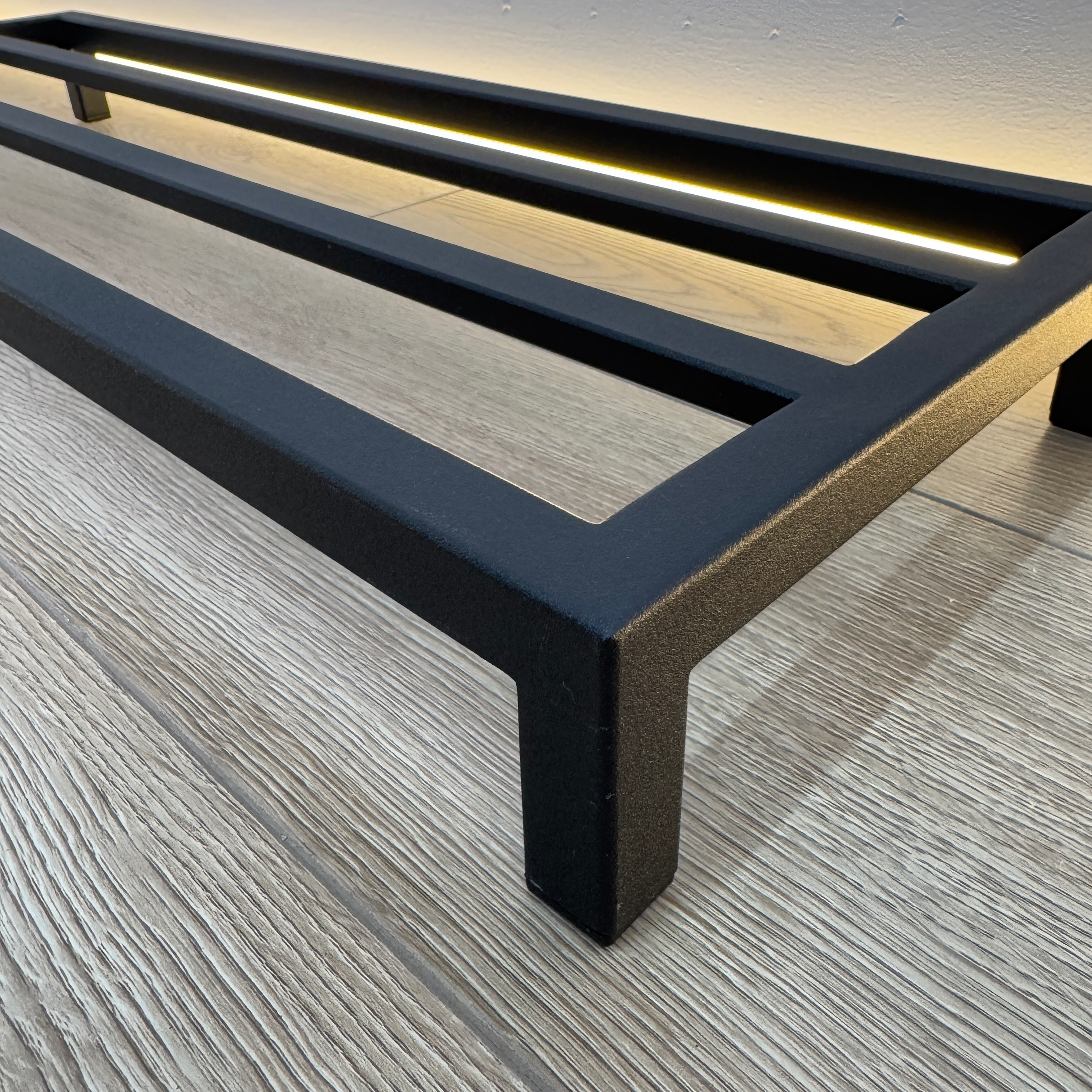 Minimalist 1-Tier Metal Shoe Rack