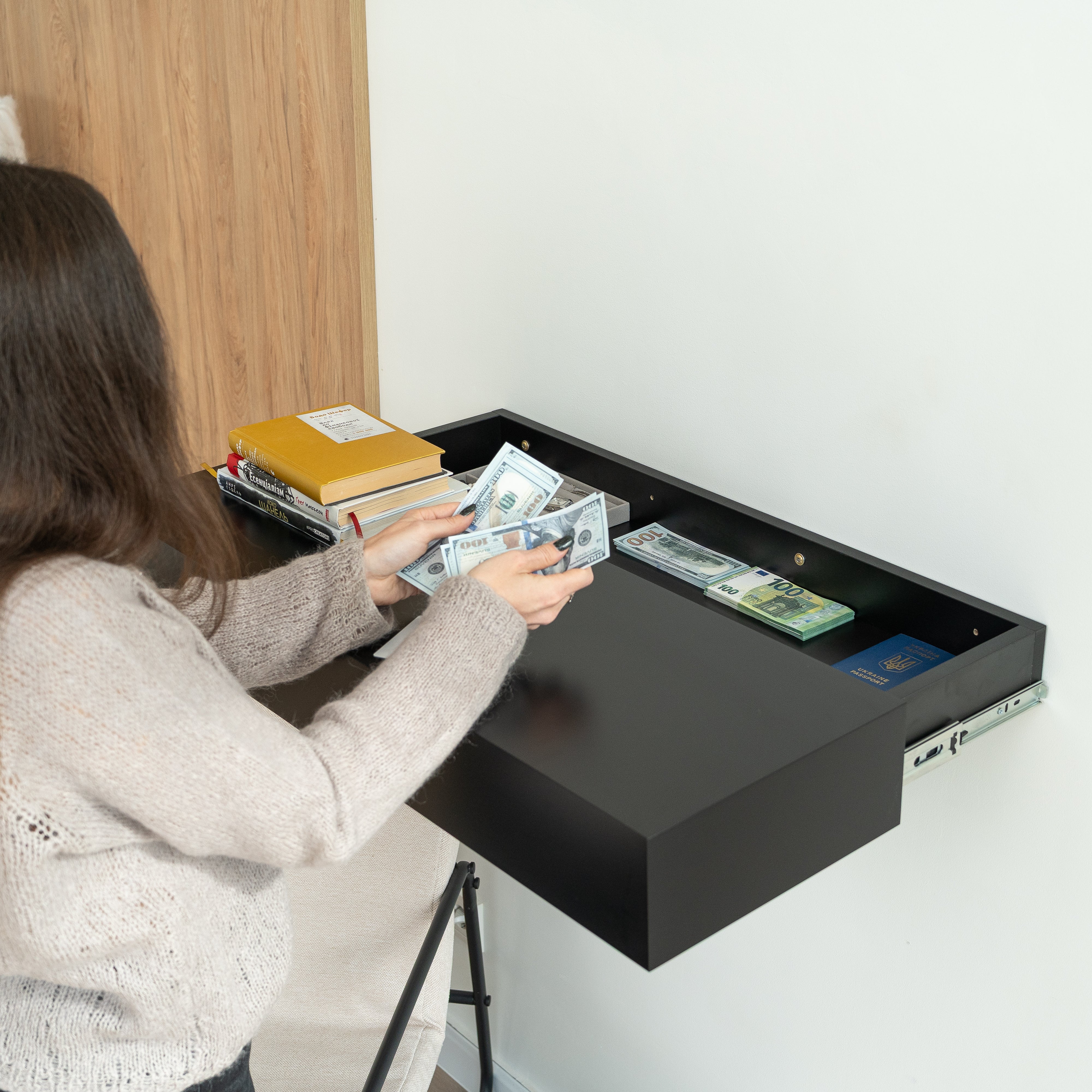 Smart Hidden Drawer Shelf - Jet Black