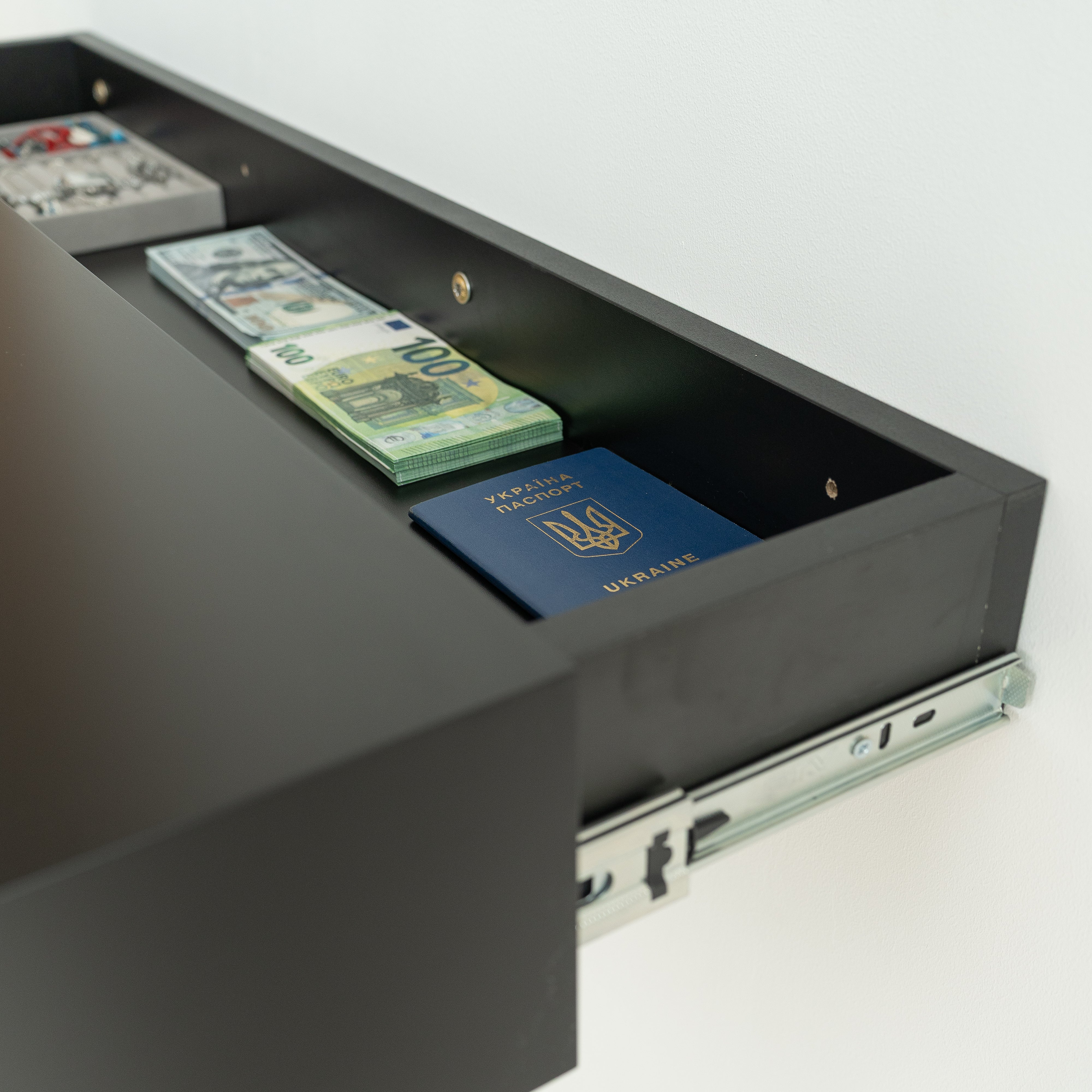 Smart Hidden Drawer Shelf - Jet Black